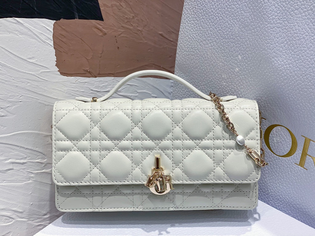 Lady Quilted Flap Bag