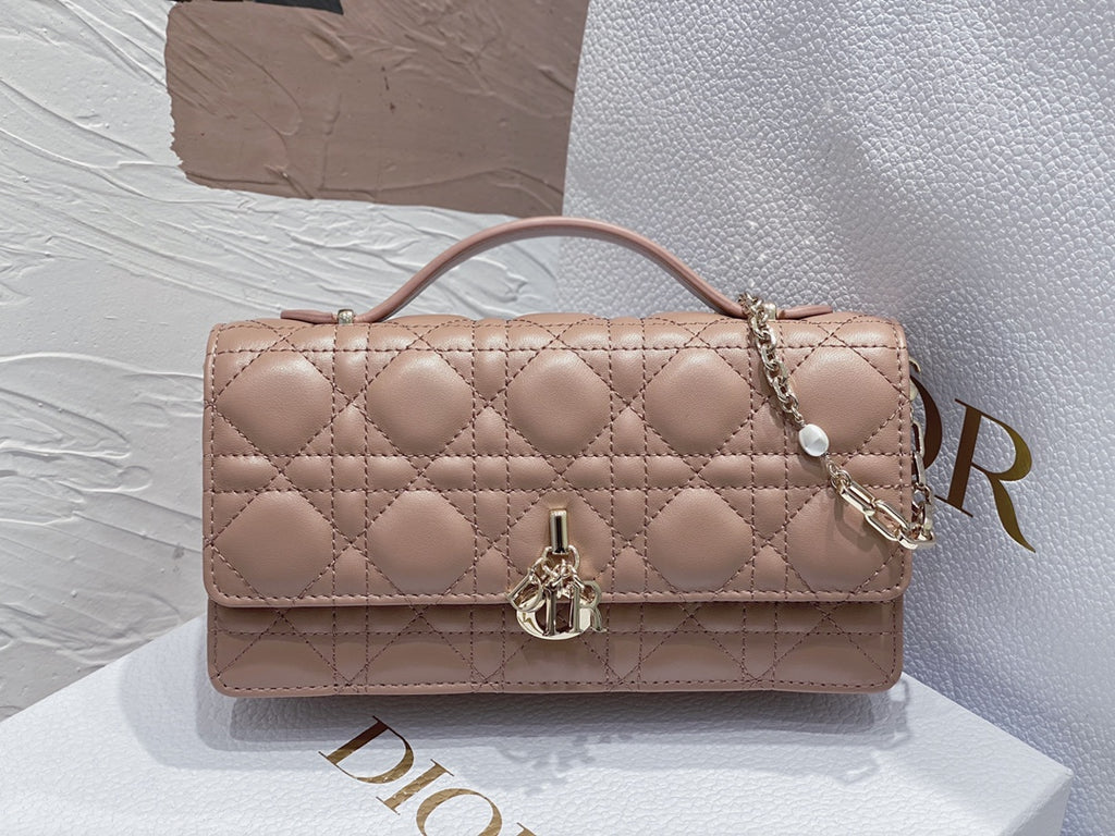 Lady Quilted Flap Bag