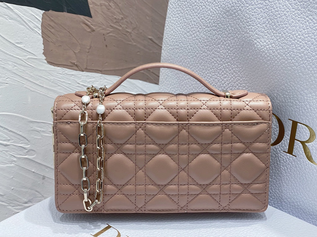 Lady Quilted Flap Bag