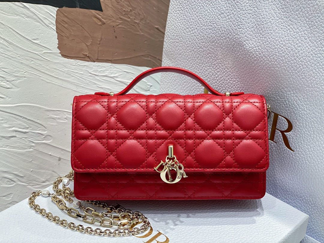 Lady Quilted Flap Bag