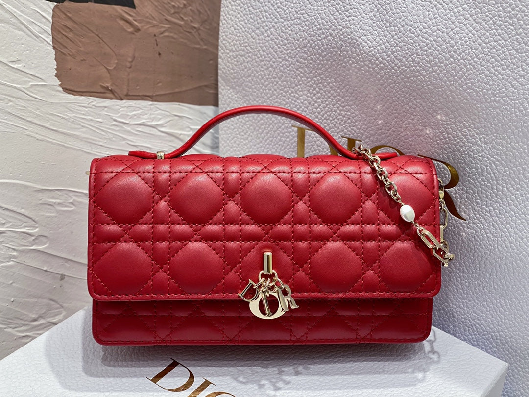 Lady Quilted Flap Bag