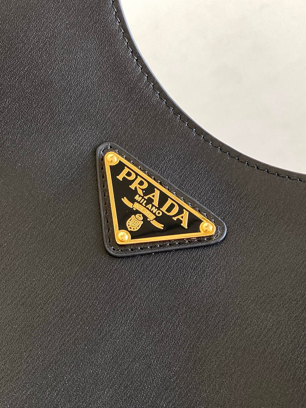 Cleo-Style Smooth Leather Shoulder Bag