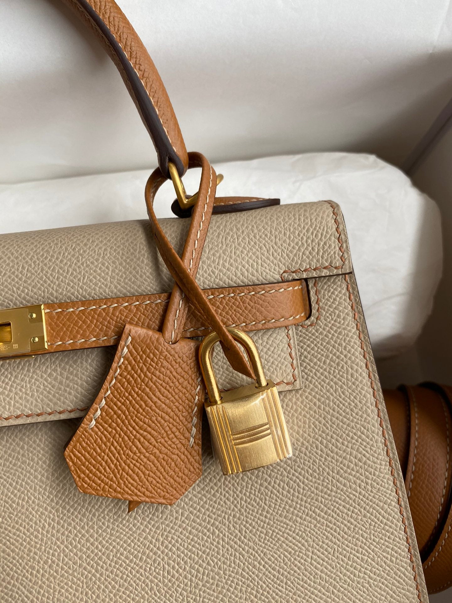 Kelly 25cm Epsom Leather Bag