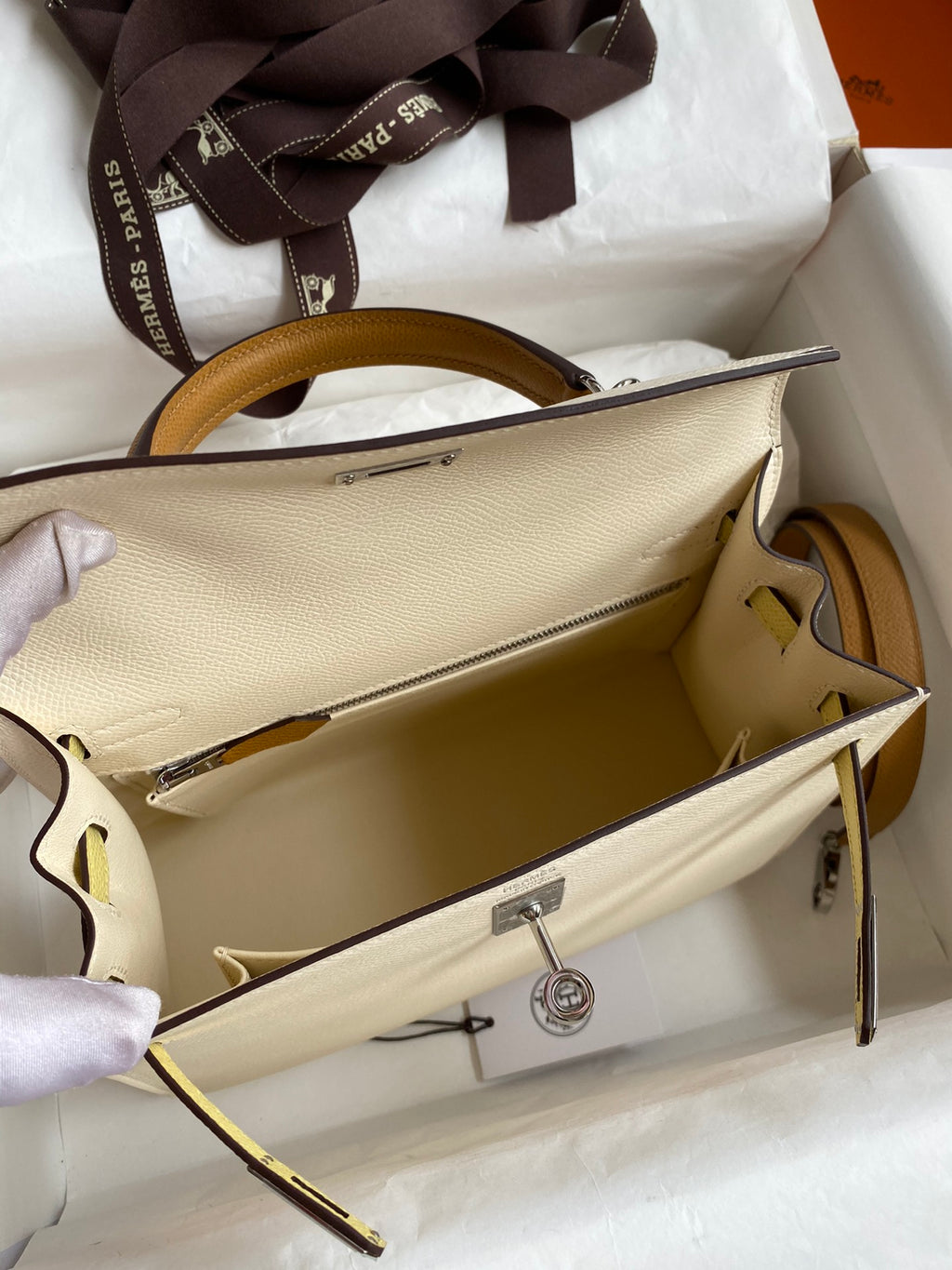 Kelly 25cm Epsom Leather Bag