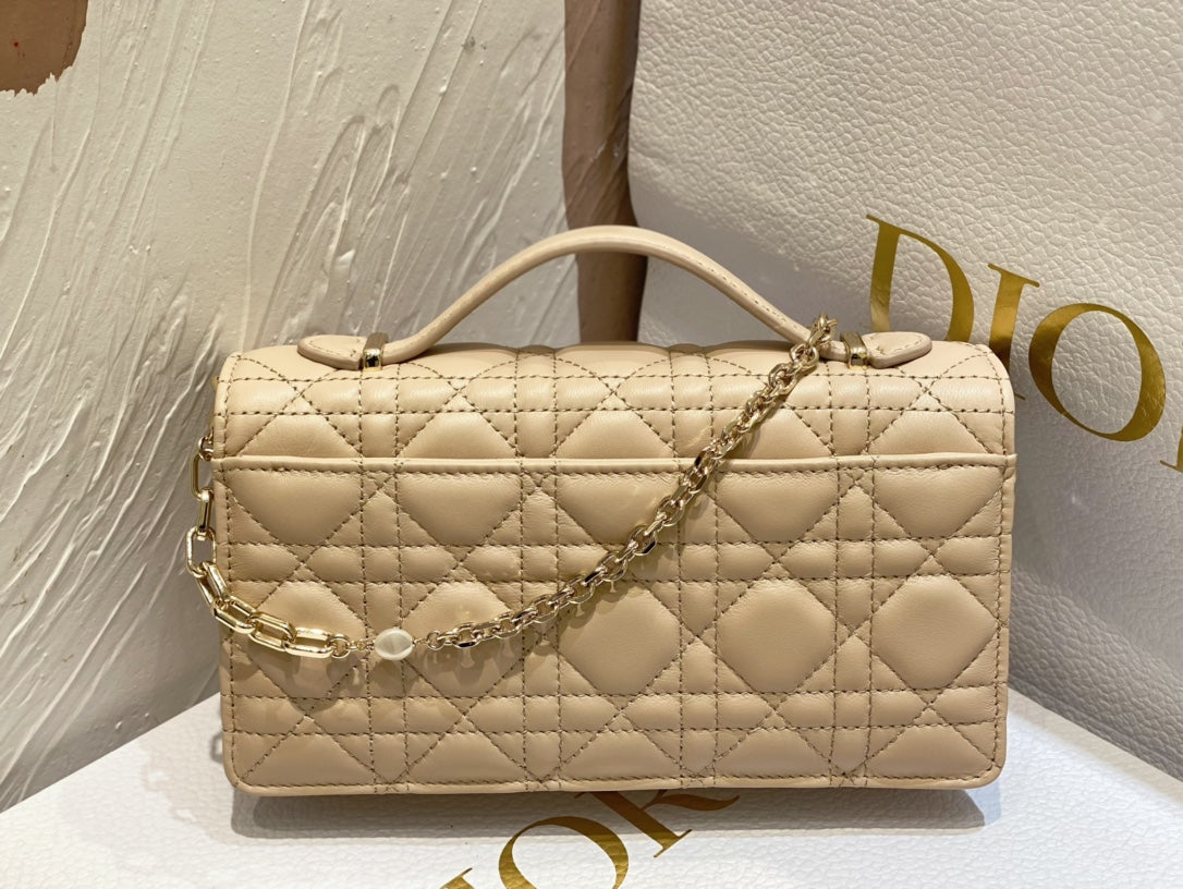 Lady Quilted Flap Bag