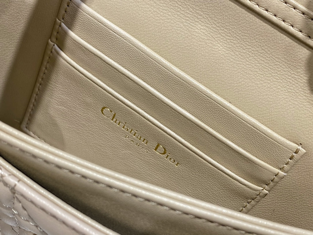 Lady Quilted Flap Bag