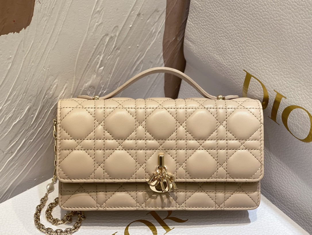Lady Quilted Flap Bag