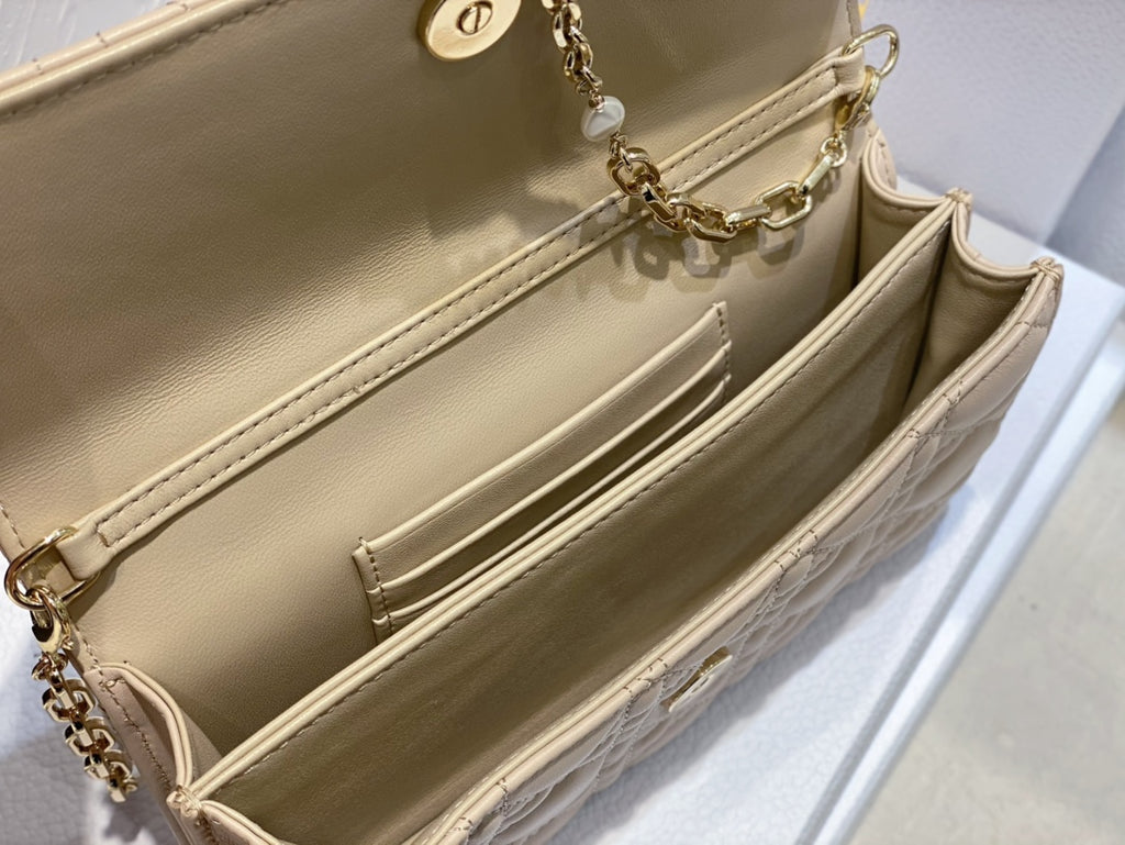 Lady Quilted Flap Bag