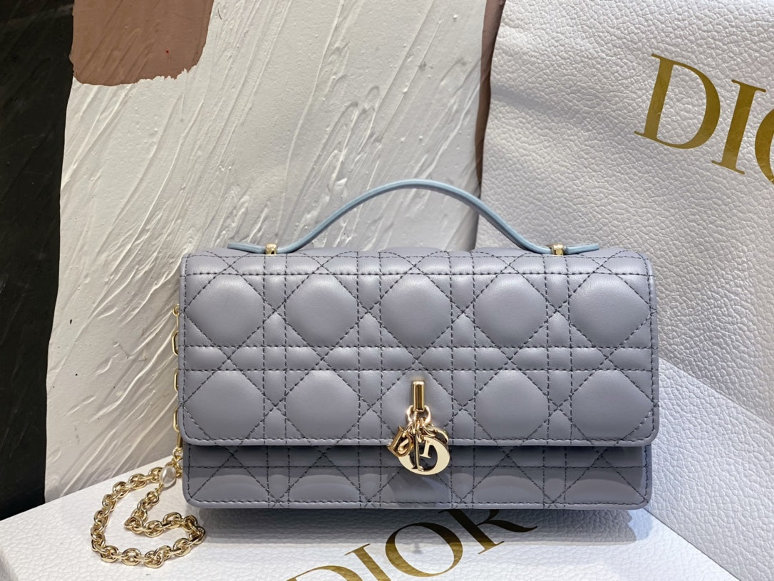 Lady Quilted Flap Bag