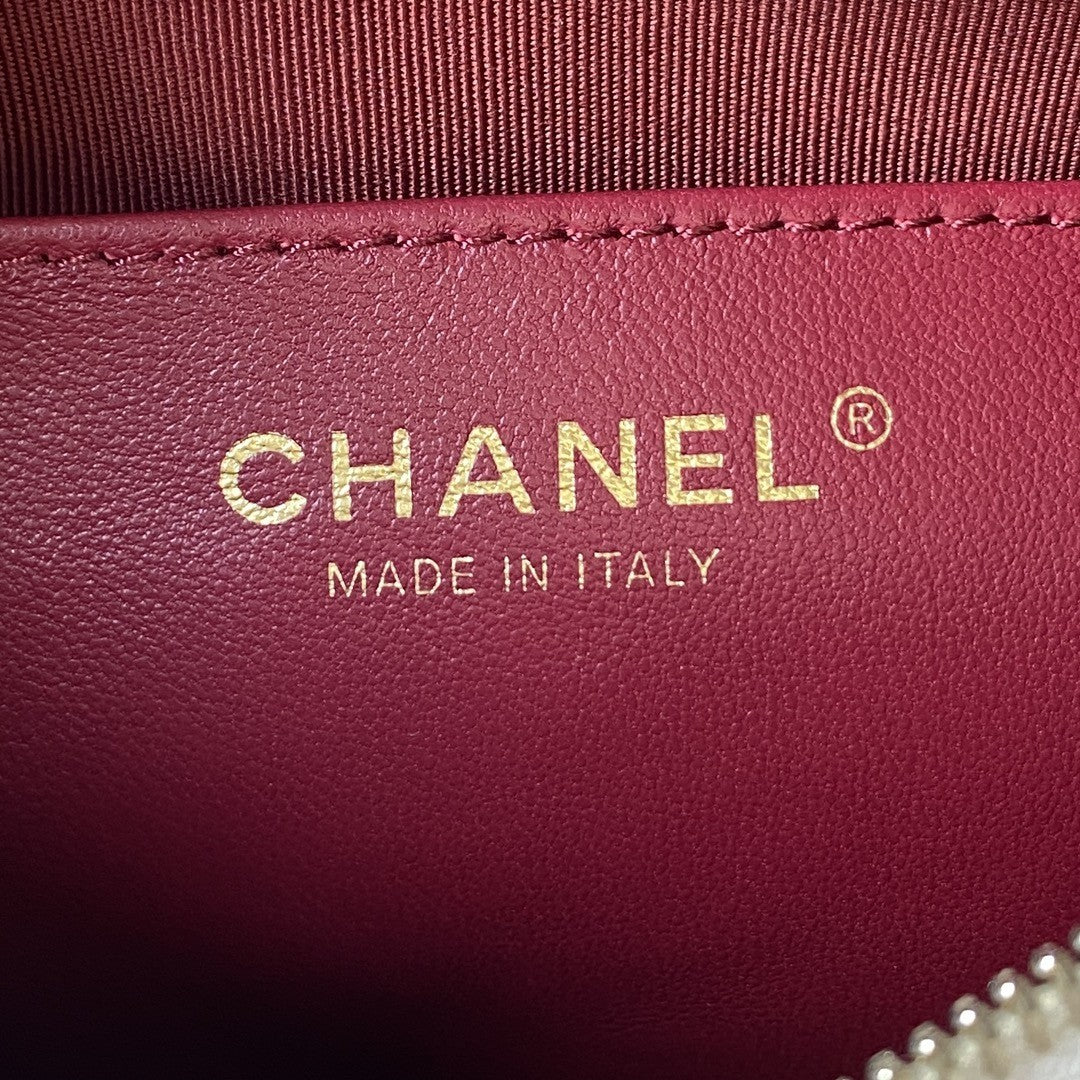 23A Lambskin Quilted CC Chain Hobo