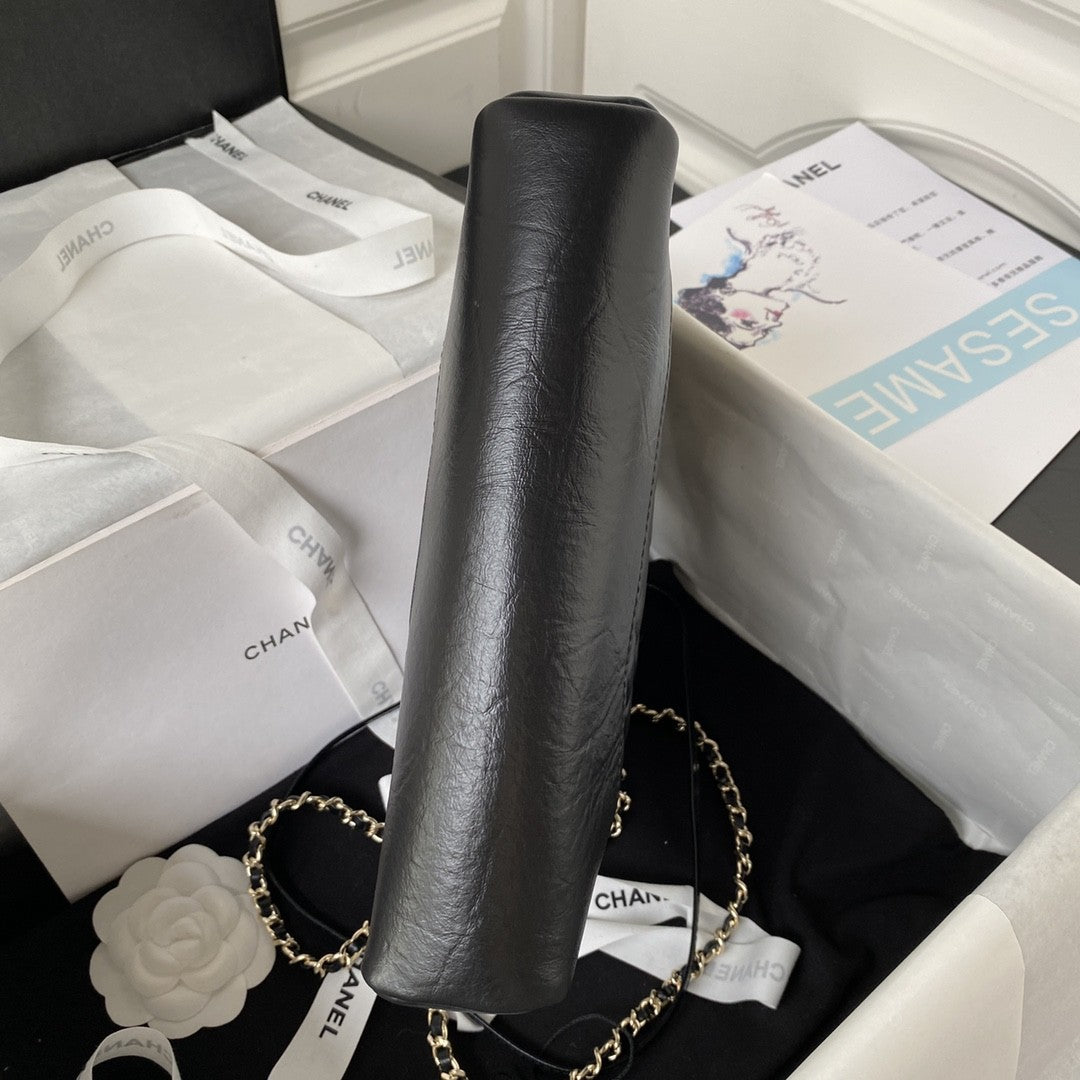 31 Quilted Leather Shopping Bag