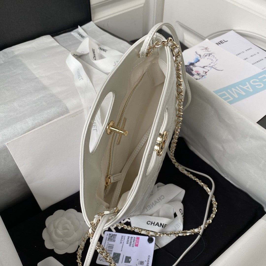 31 Quilted Leather Shopping Bag