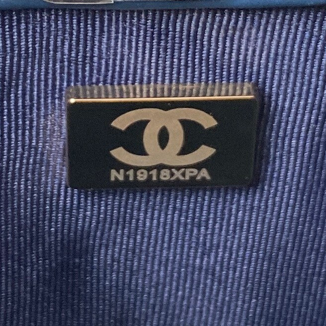 31 Quilted Leather Shopping Bag