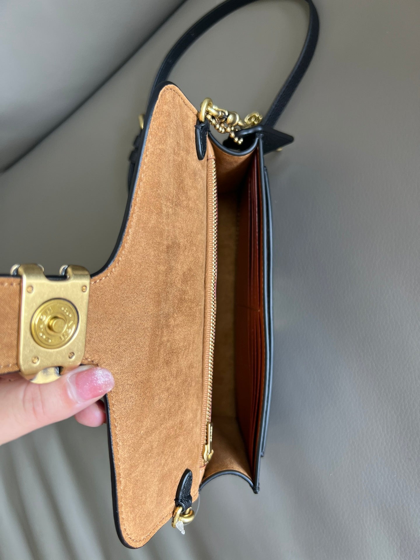 Mini Tabby Chain Bag