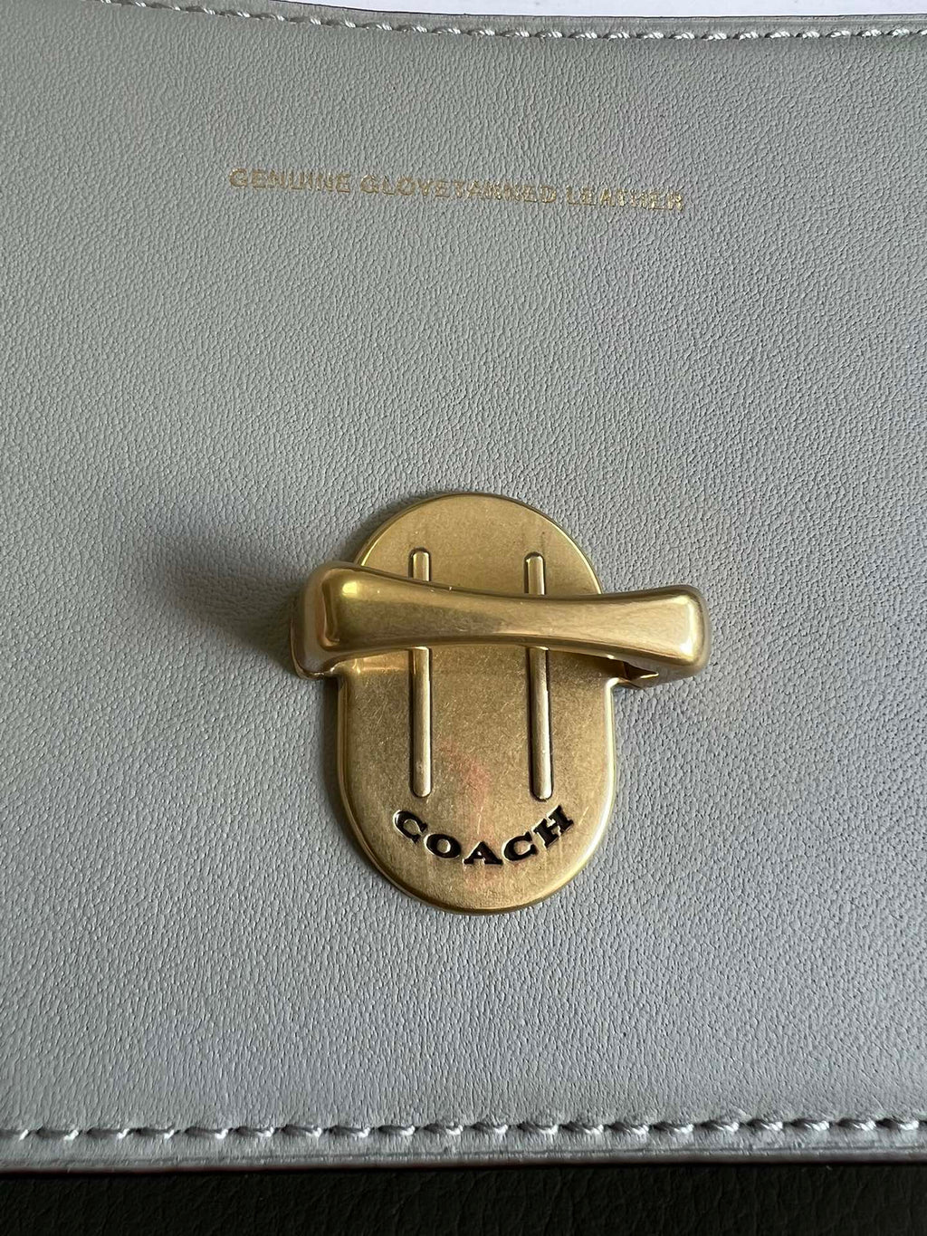 Studio 19 Shoulder Bag