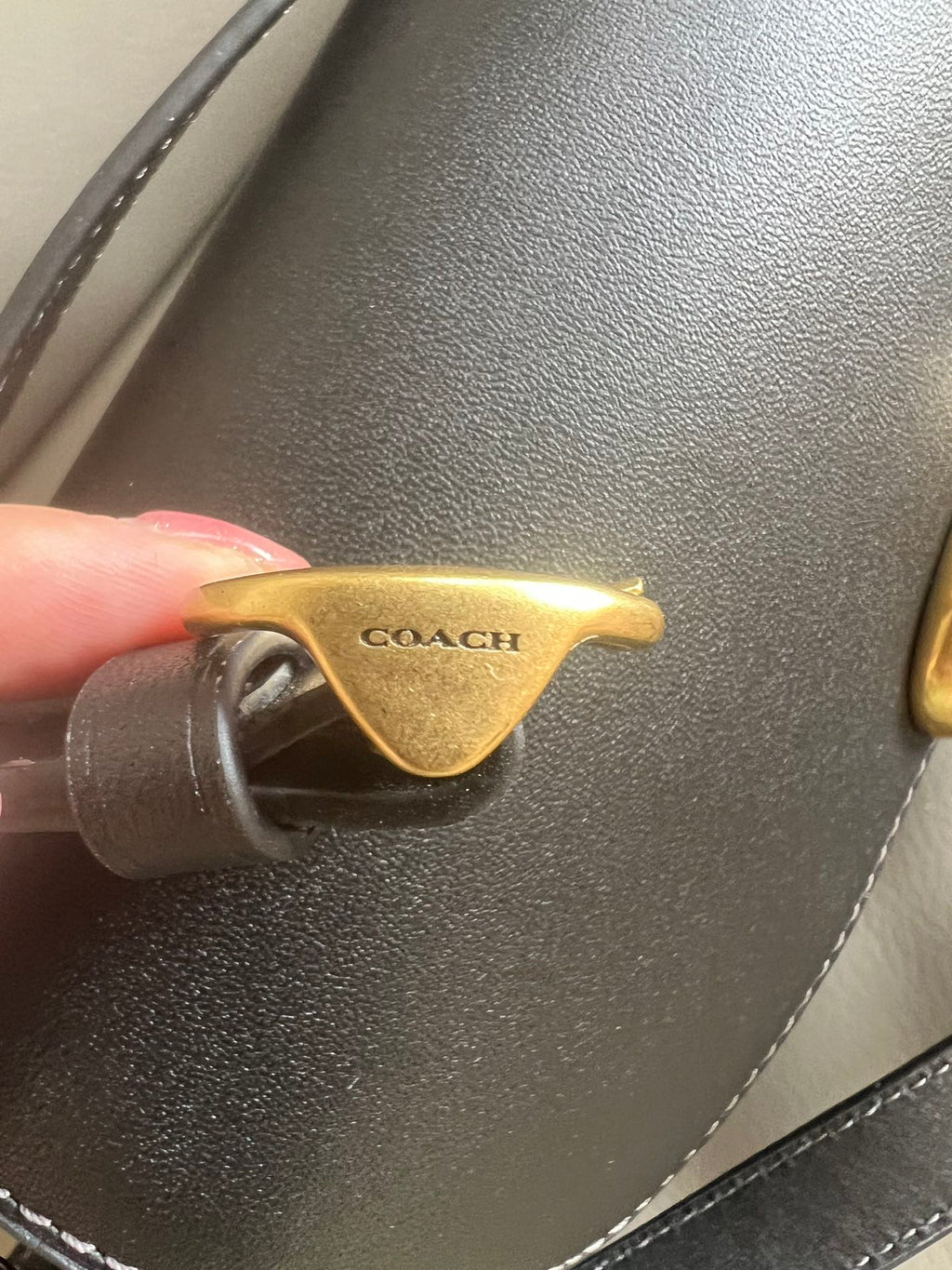 Studio 19 Shoulder Bag