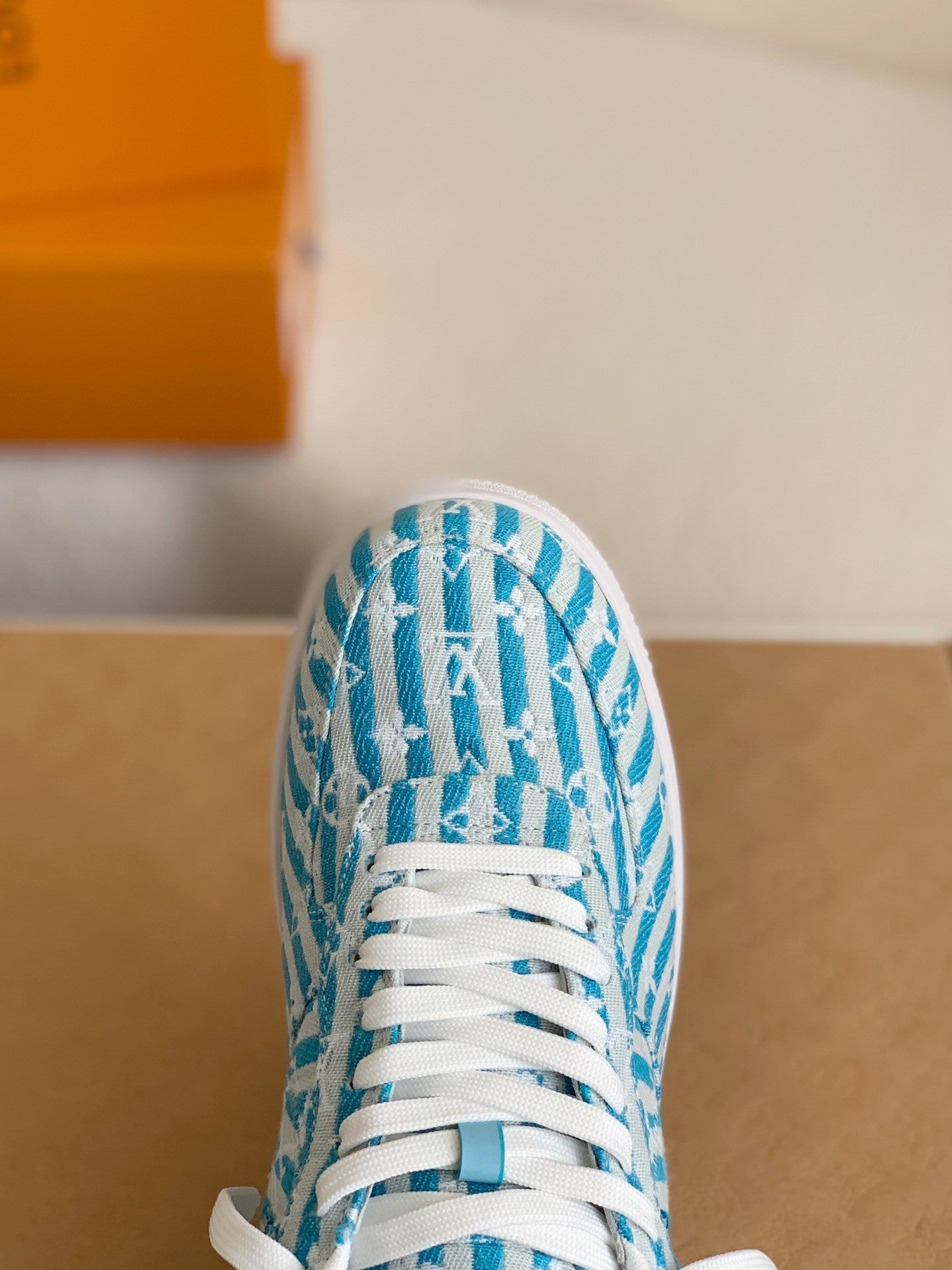 Trainer x Air Sneaker