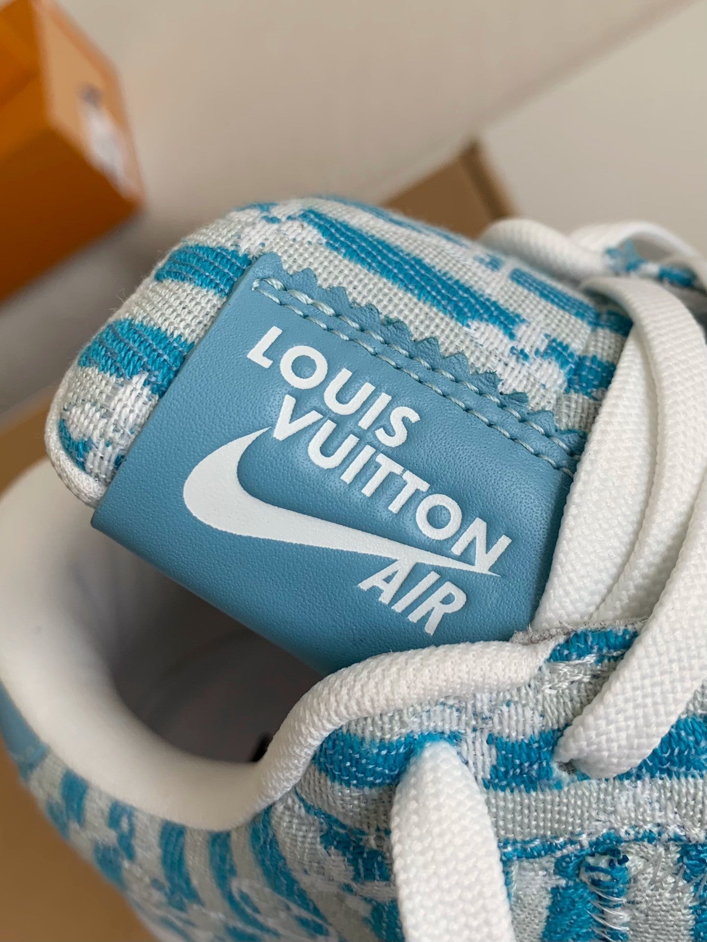 Trainer x Air Sneaker