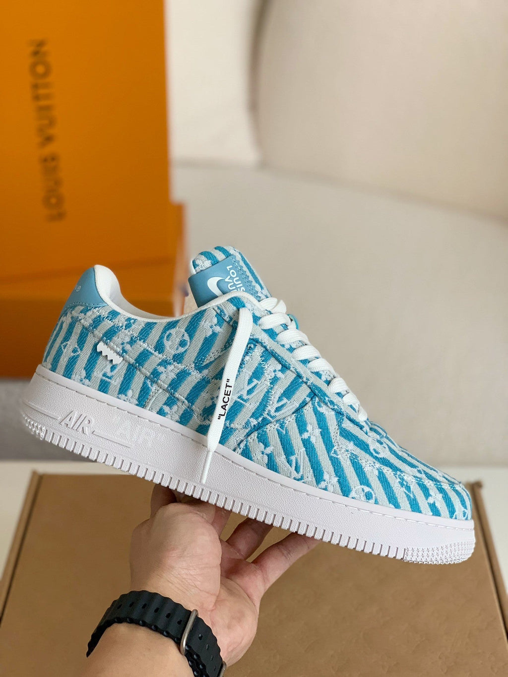 Trainer x Air Sneaker