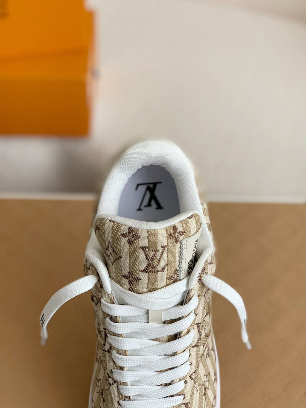 Trainer x Air Sneaker