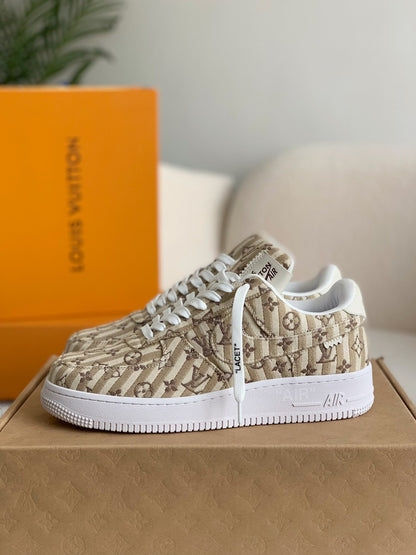 Trainer x Air Sneaker