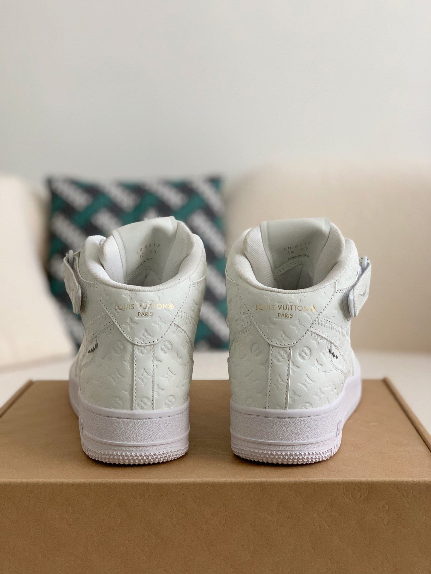 Trainer x Air High Sneaker