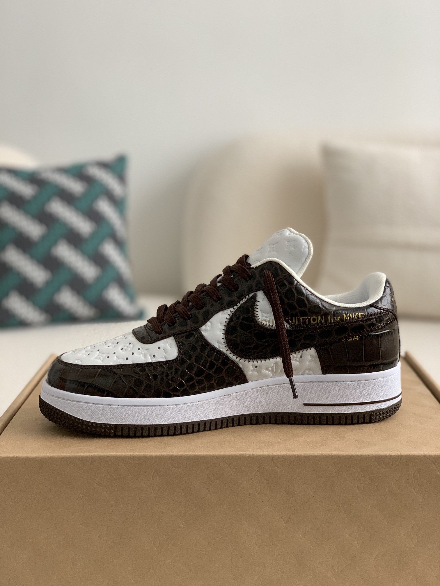 Trainer x Air Sneaker