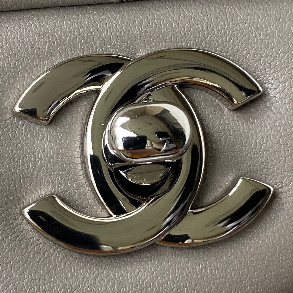 2.55 Quilted Classic Flap Bag