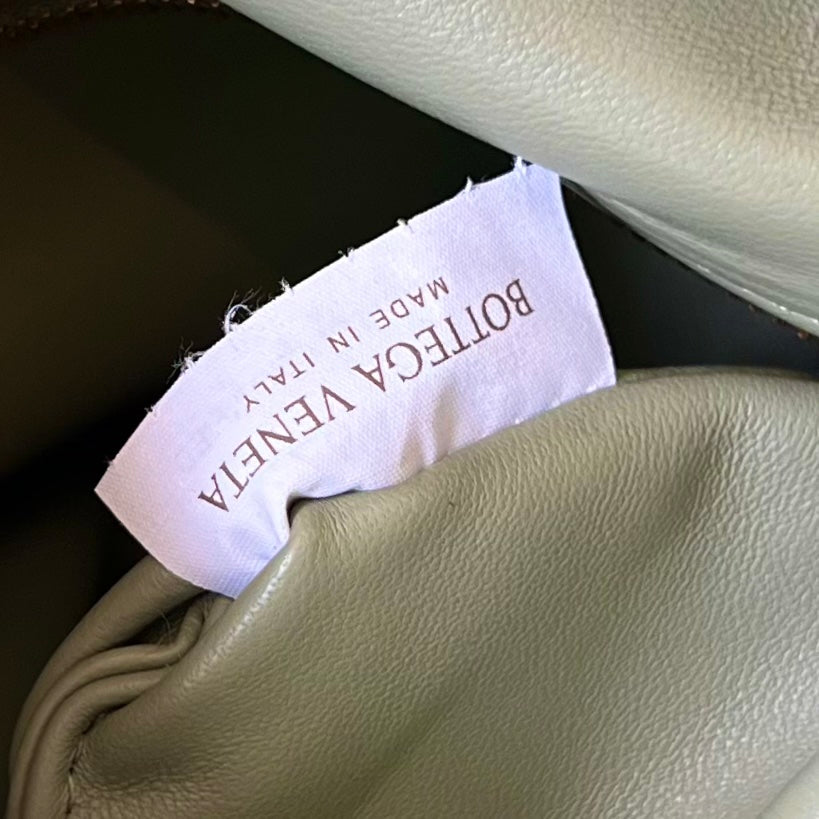 Small Hop Woven Leather Bag