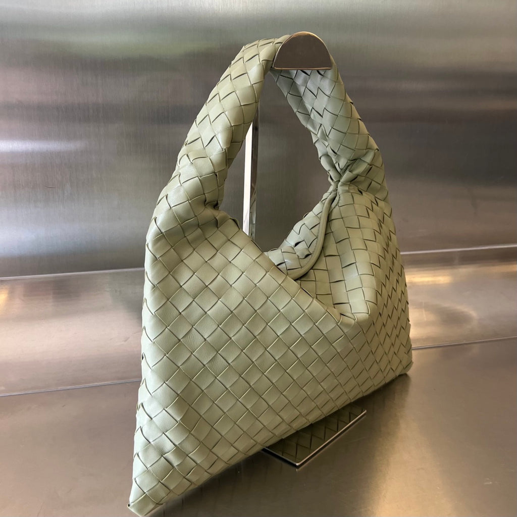 Small Hop Woven Leather Bag