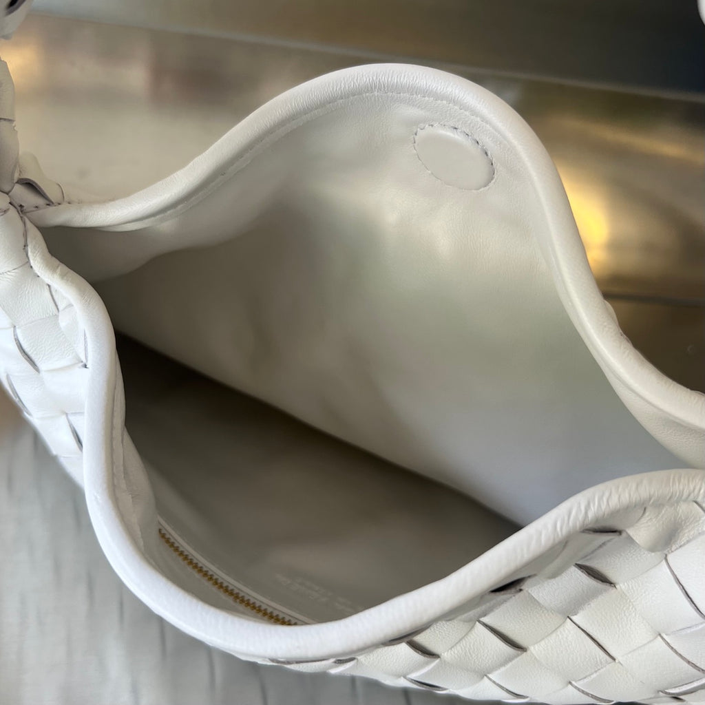 Small Hop Woven Leather Bag