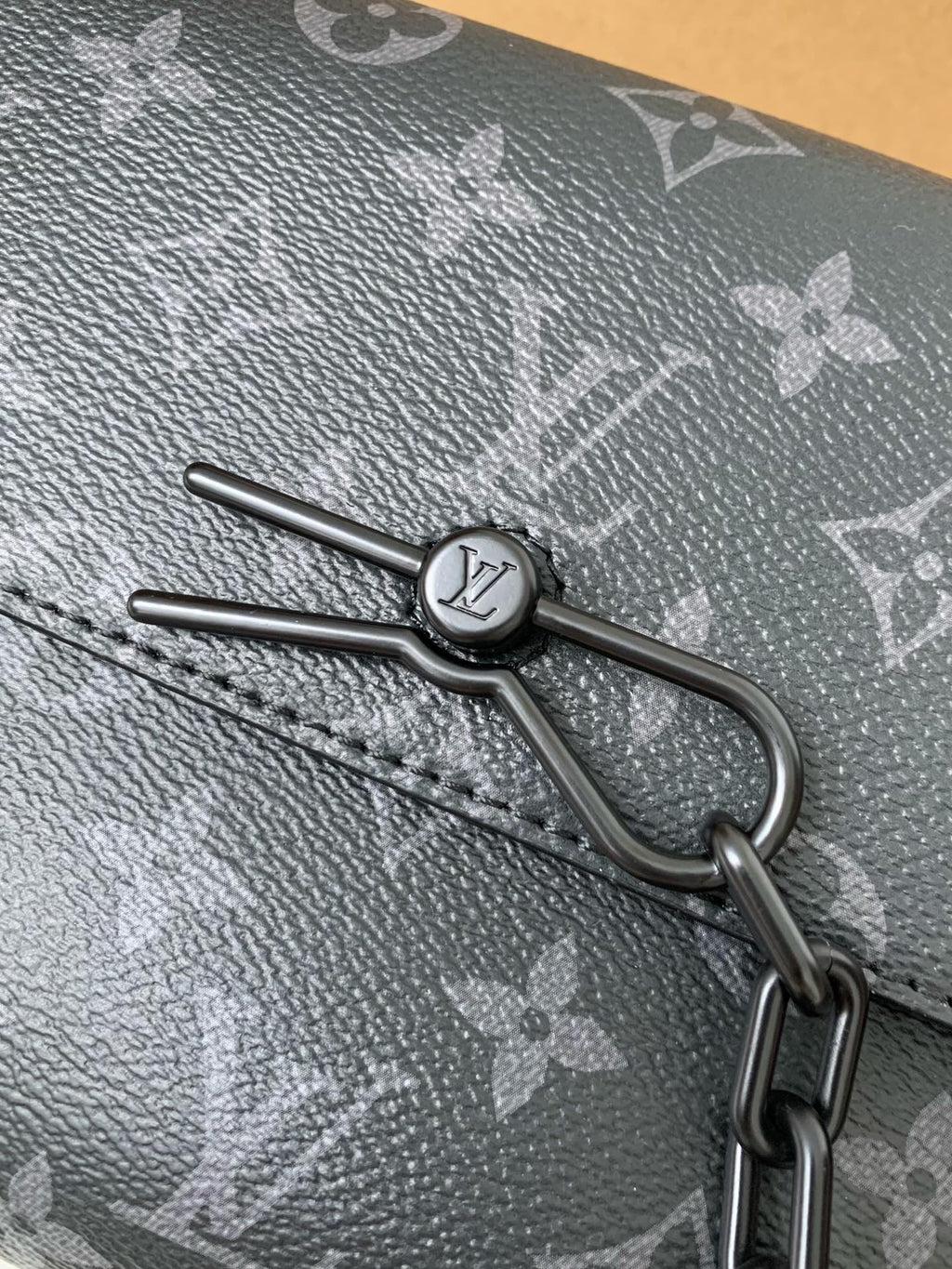 Steamer Messenger Bag