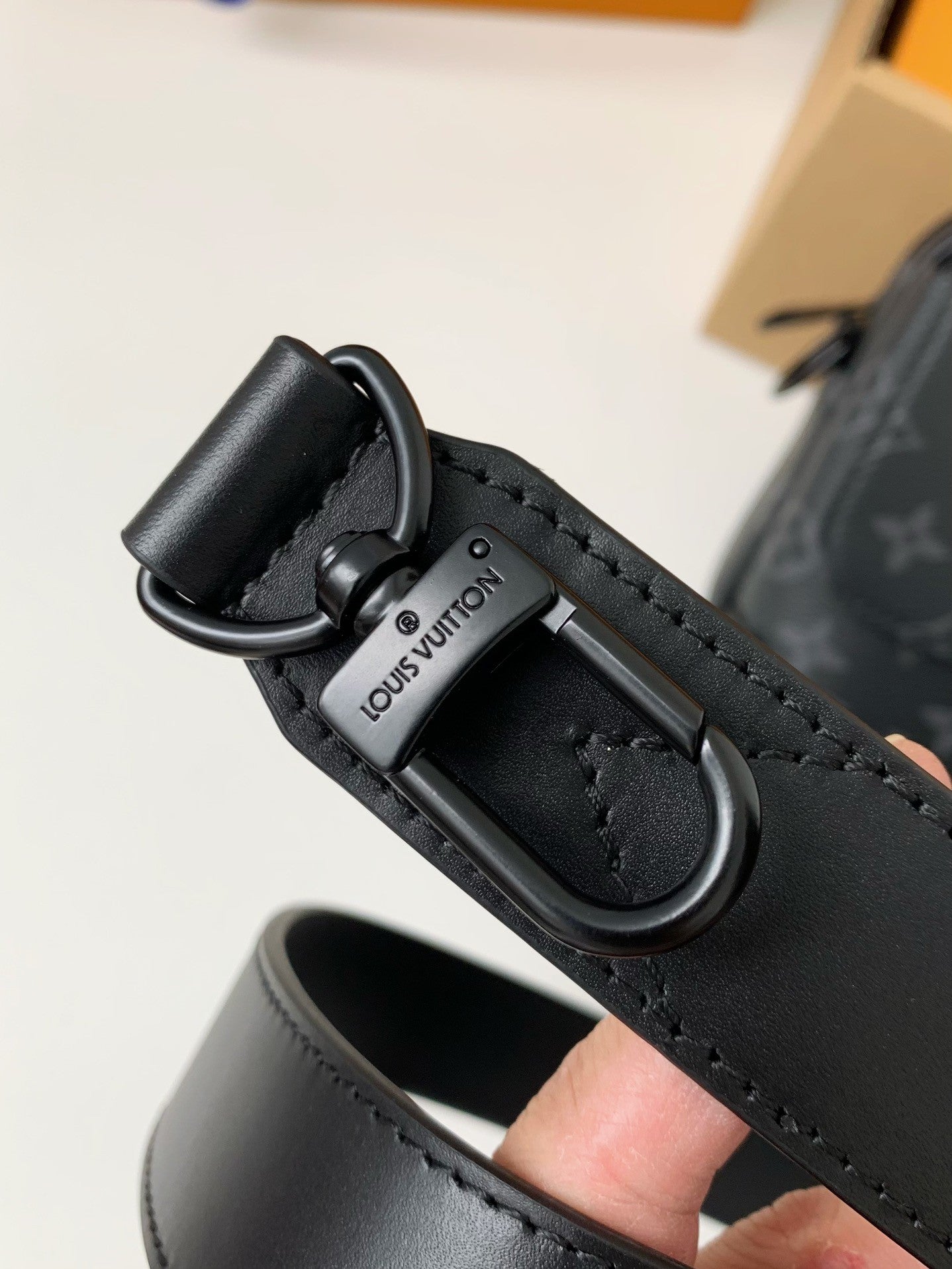 Steamer Messenger Bag