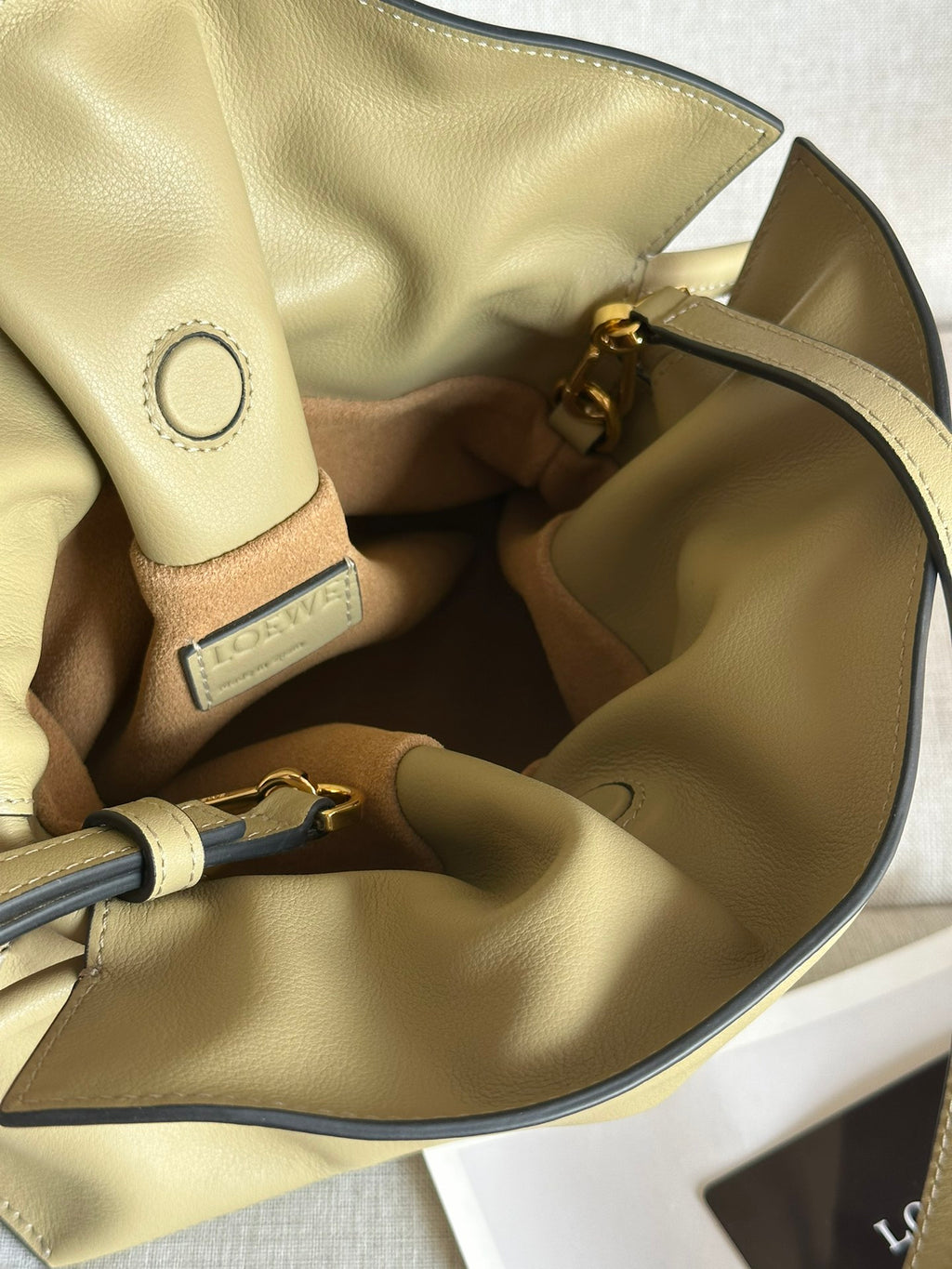 Flamenco Drawstring Shoulder Bag