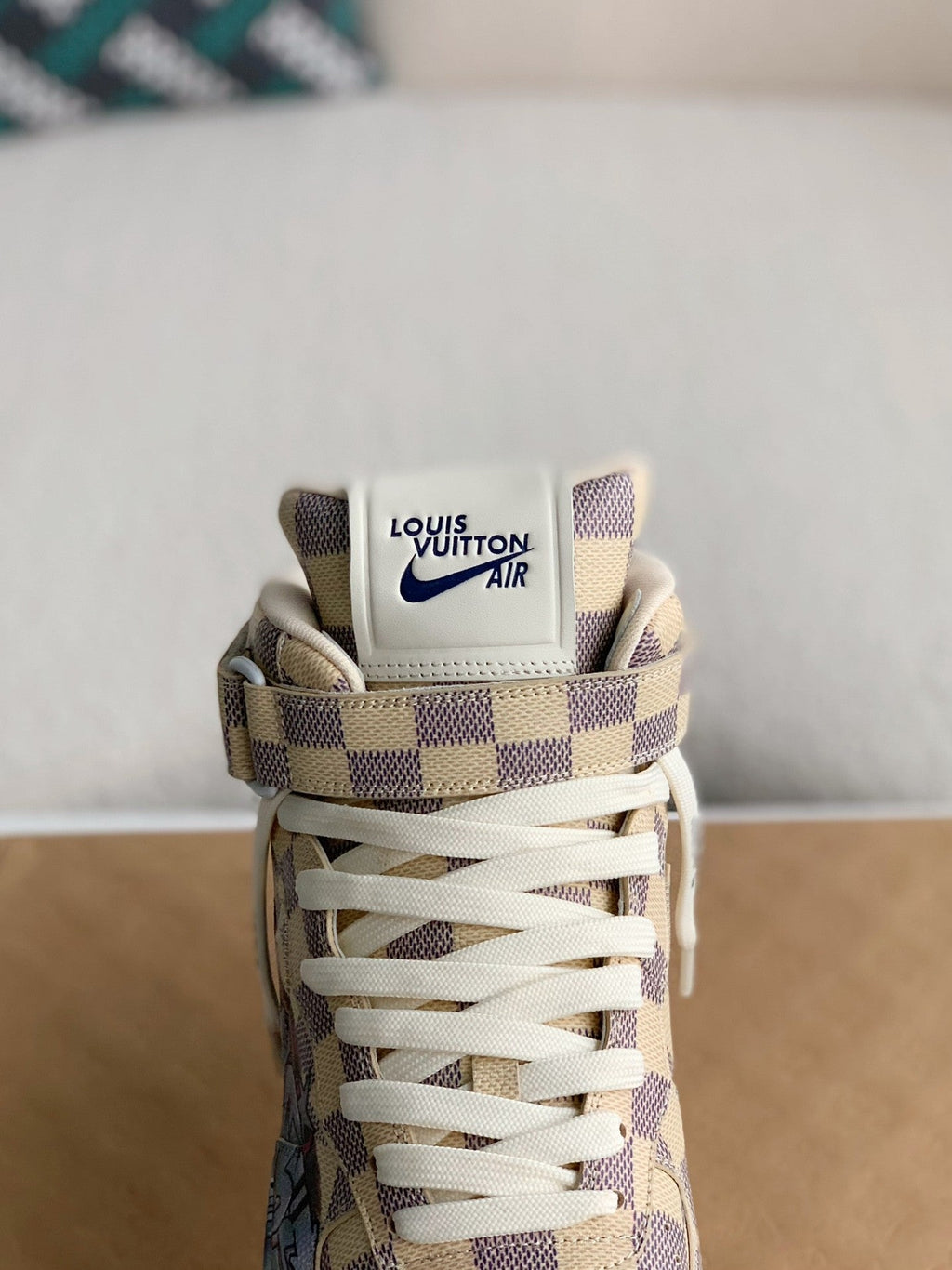 Trainer x Air High Sneaker