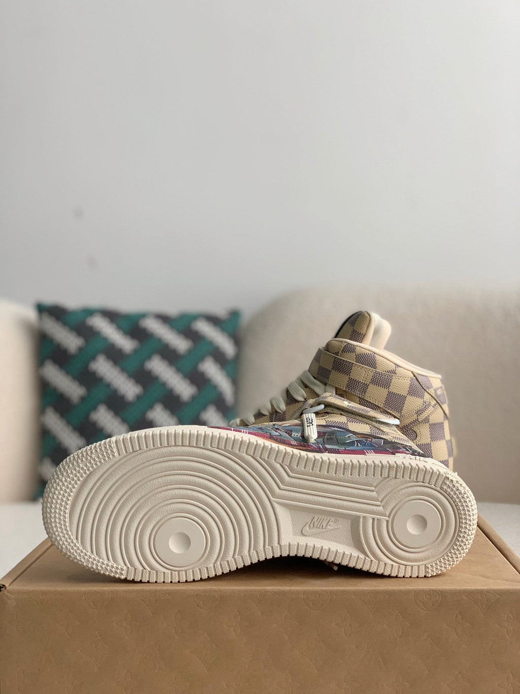 Trainer x Air High Sneaker