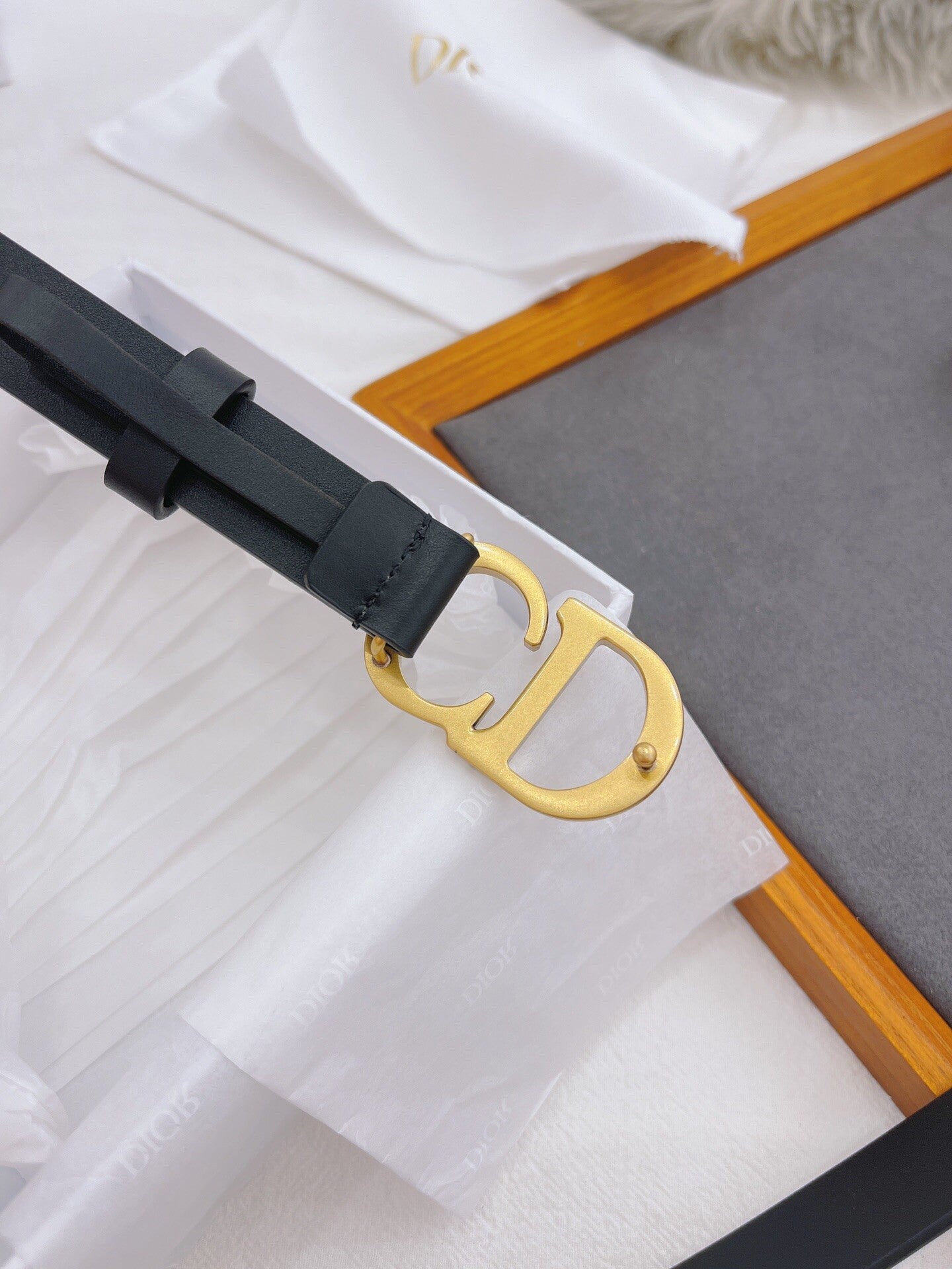 CD Buckle Leather Belt in Black – 25mm Width