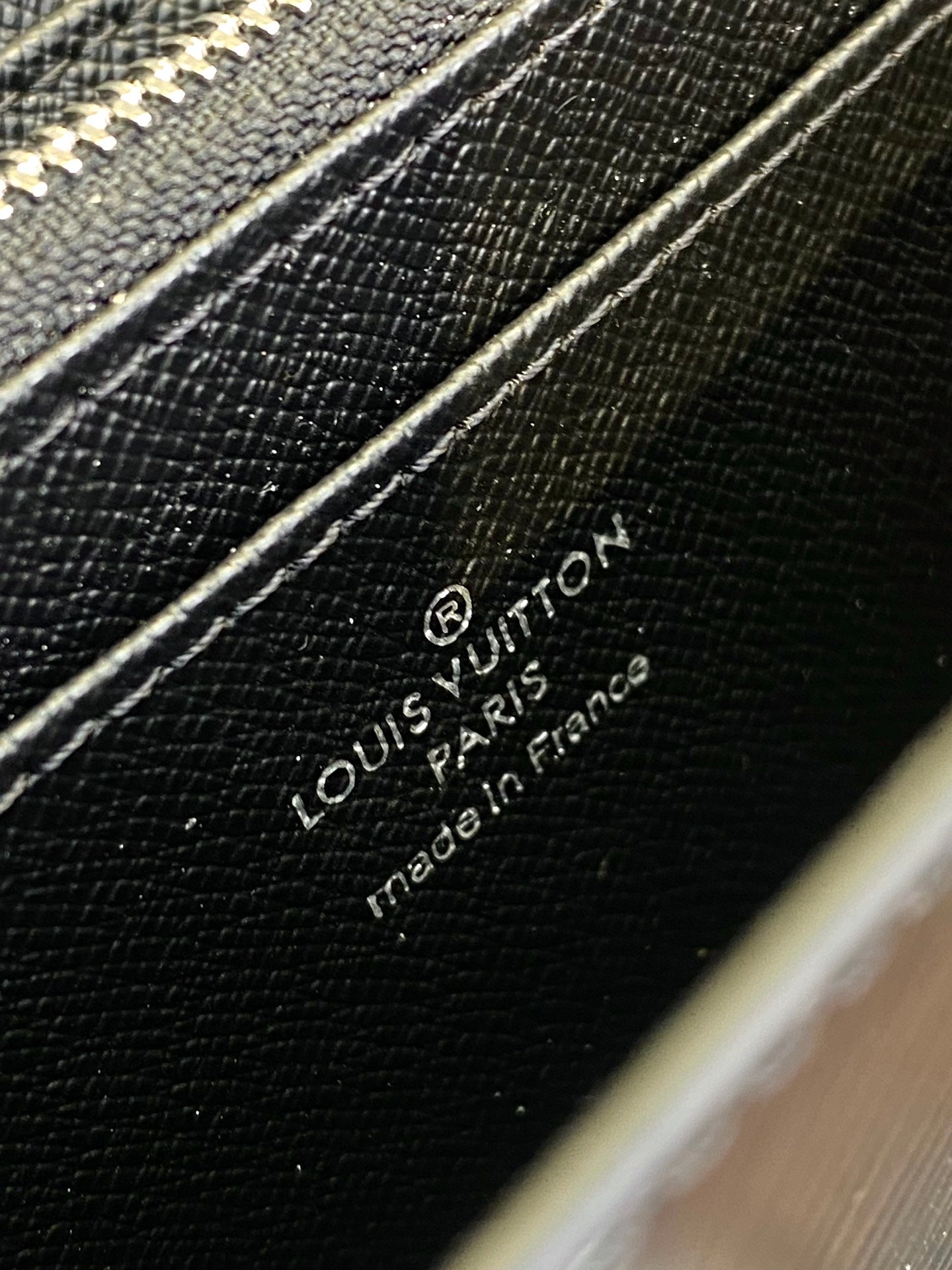 Twist Wallet – Epi Leather (Black)