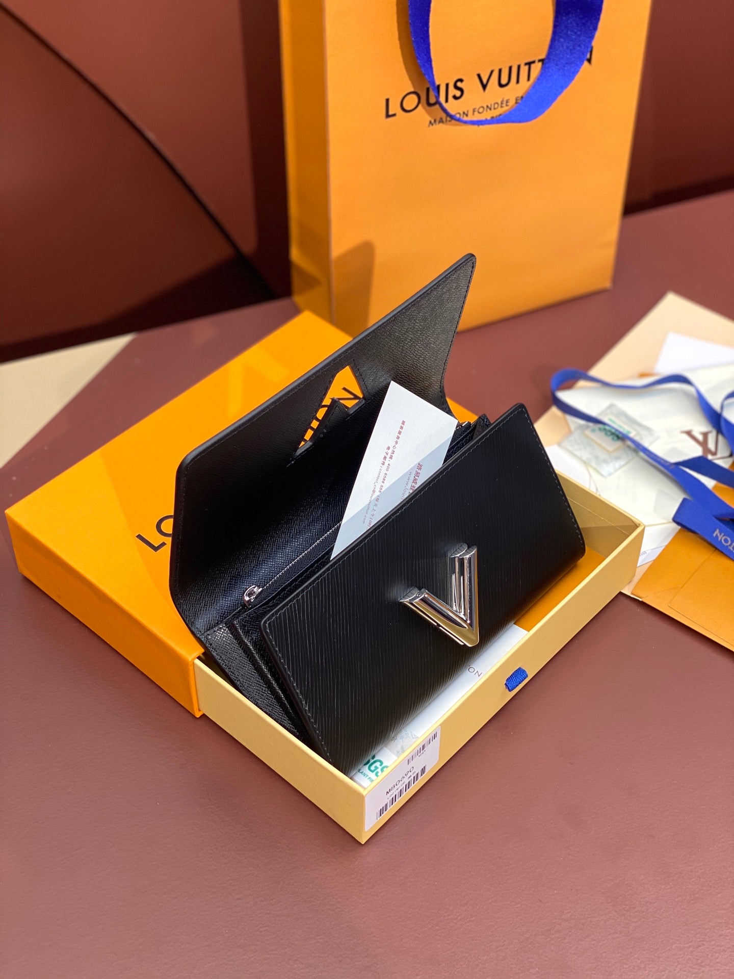 Twist Wallet – Epi Leather (Black)