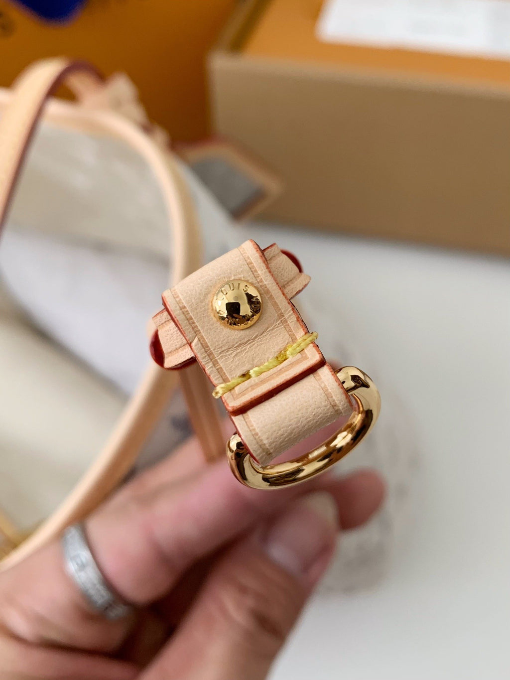 Neverfull Medium Handbag