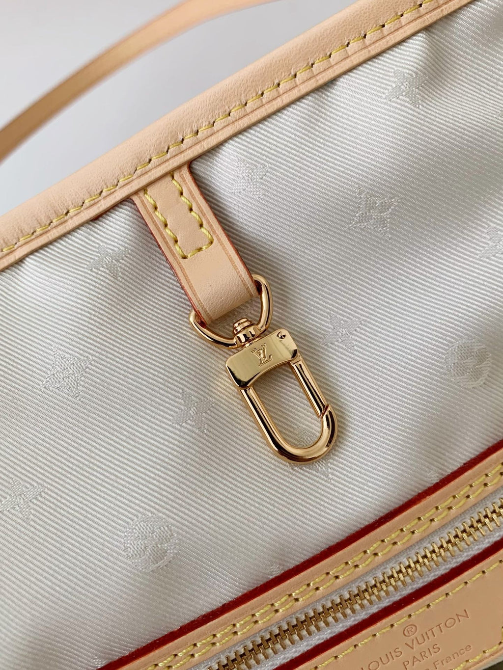Neverfull Medium Handbag