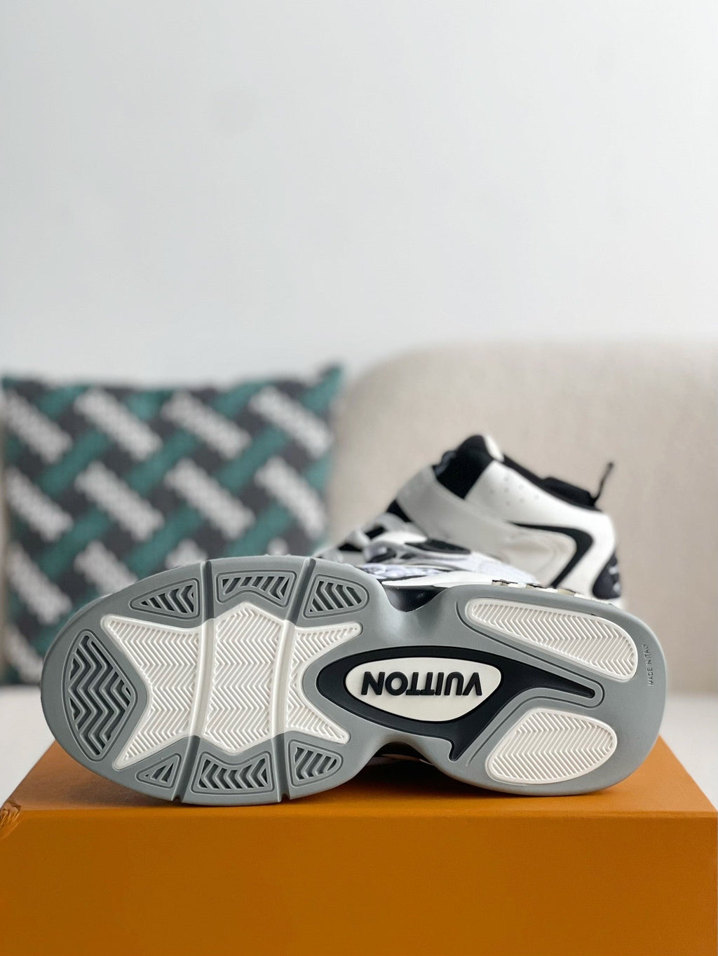 Trainer Adjustable Mode Paste Sports Casual Shoes