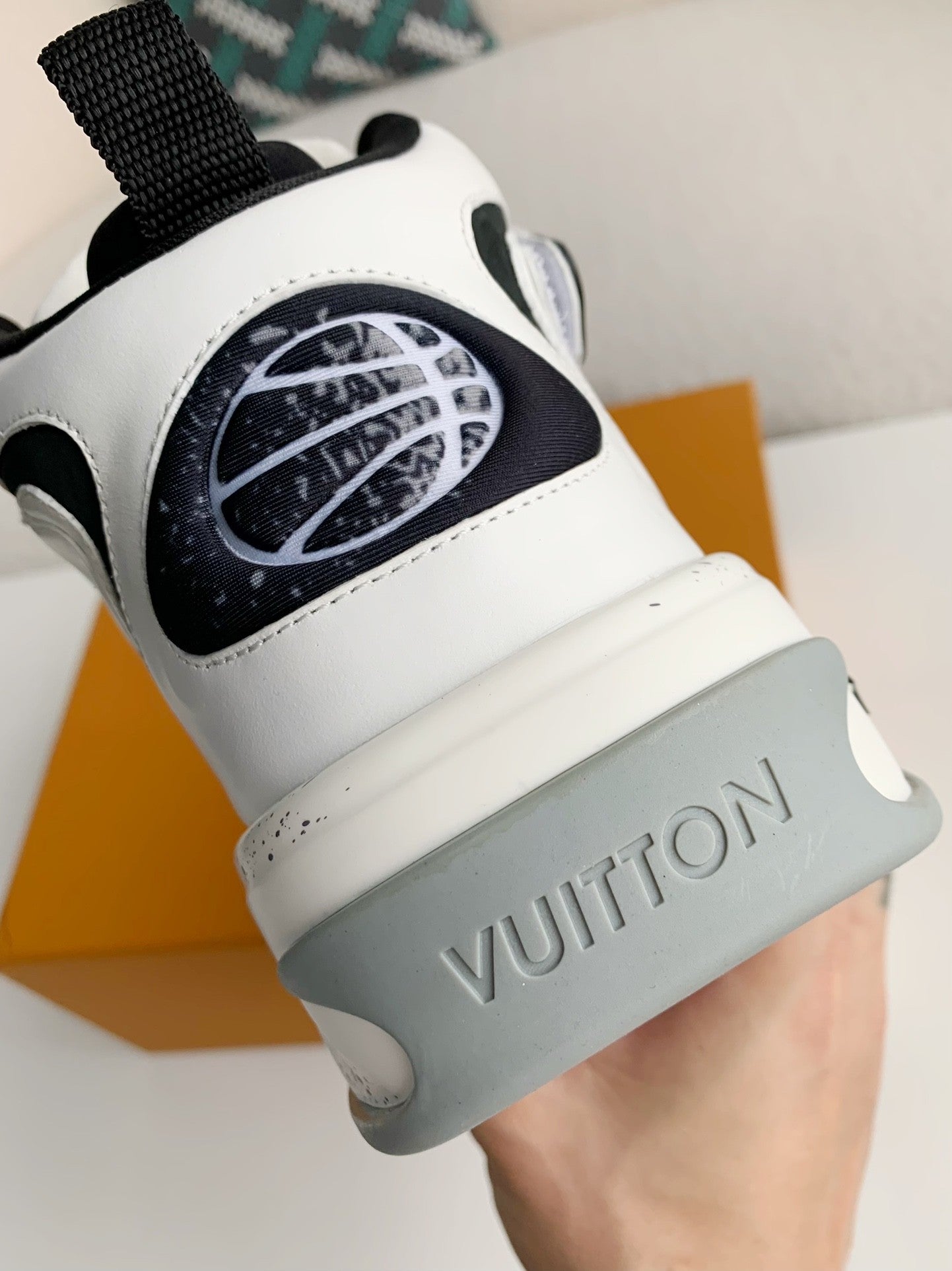 Trainer Adjustable Mode Paste Sports Casual Shoes