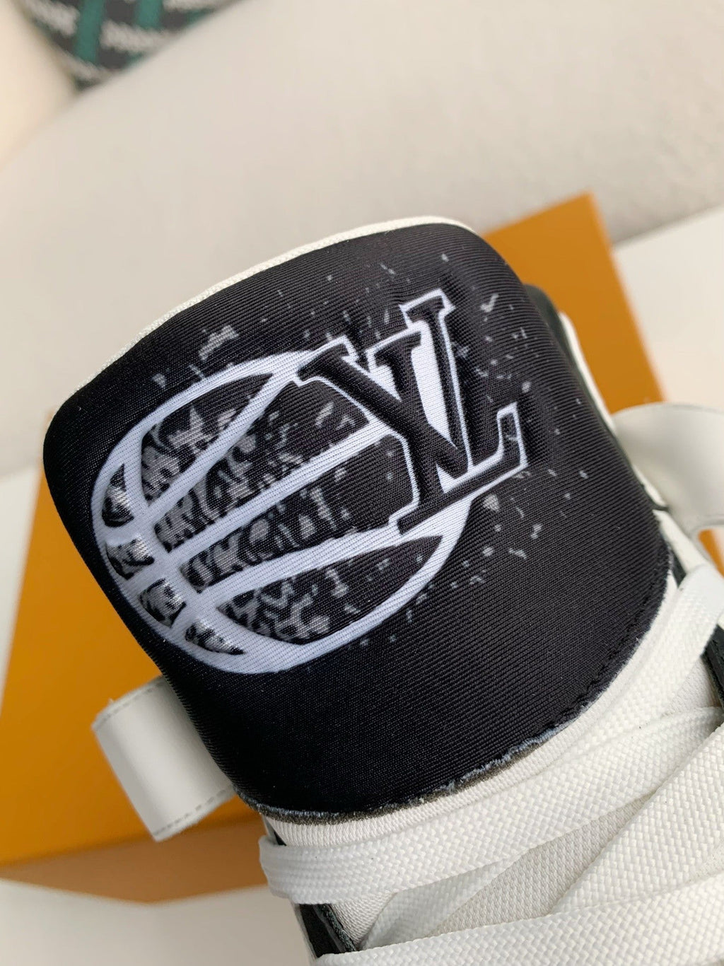 Trainer Adjustable Mode Paste Sports Casual Shoes