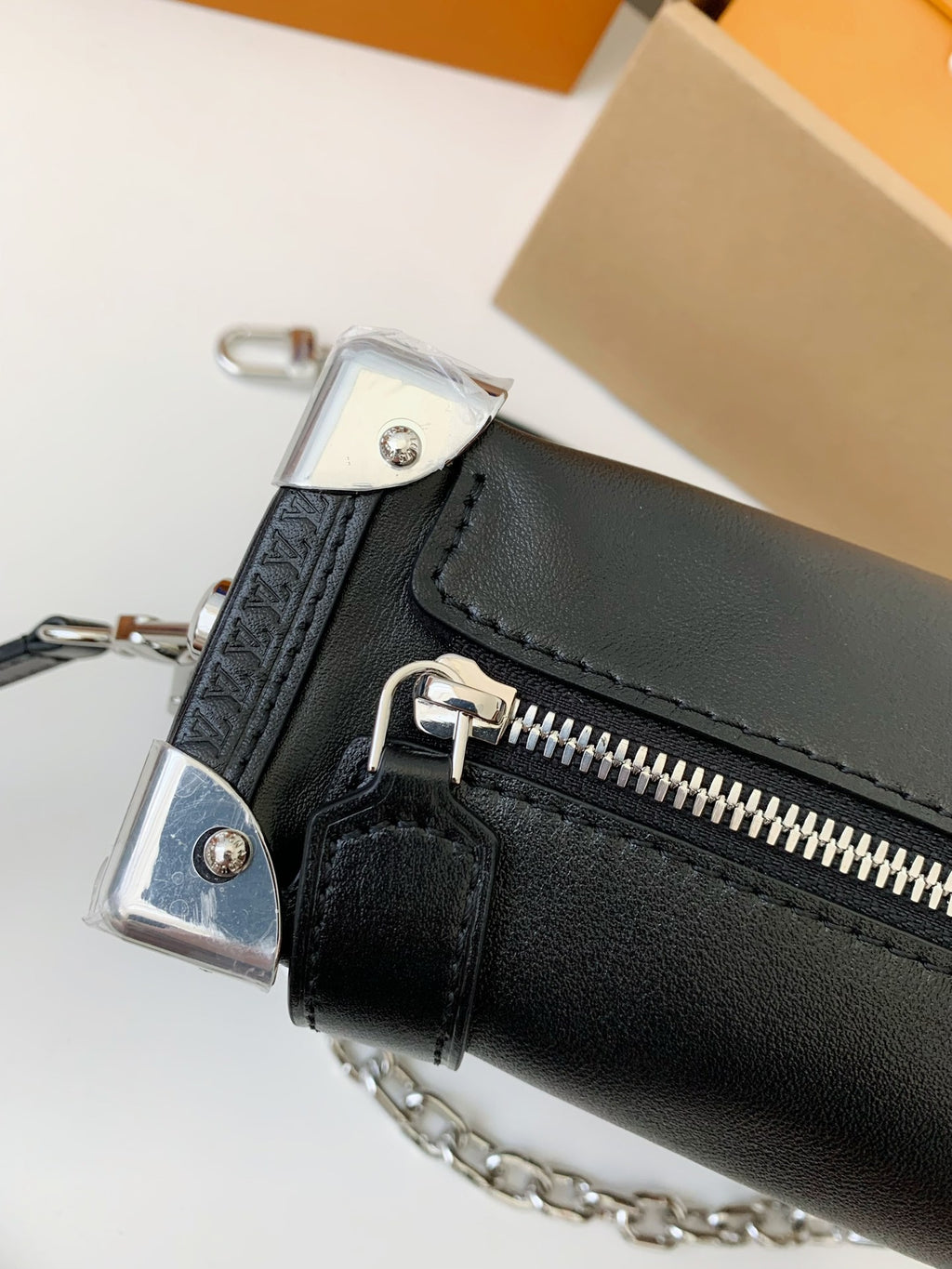 Side Trunk Calfskin Leather Bag