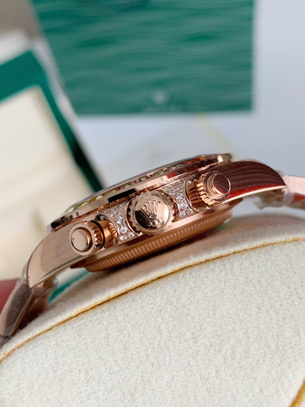 Cosmograph Daytona Rainbow Watch, 40mm