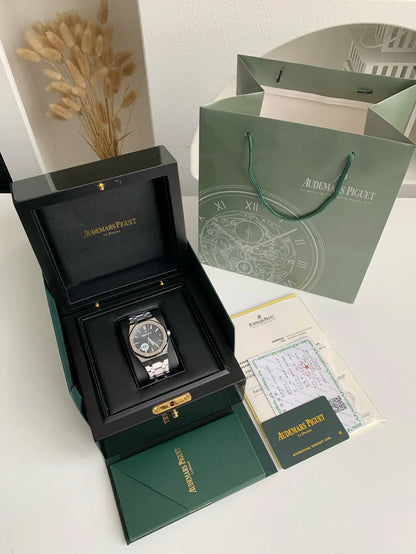 Royal Oak 15500 Series Automatic – Black Dial | 41mm