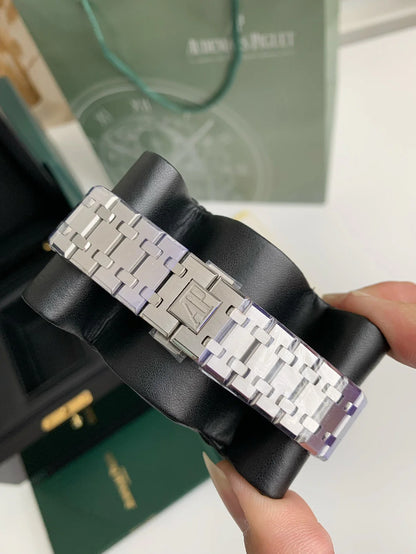 Royal Oak 15500 Series Automatic – Black Dial | 41mm