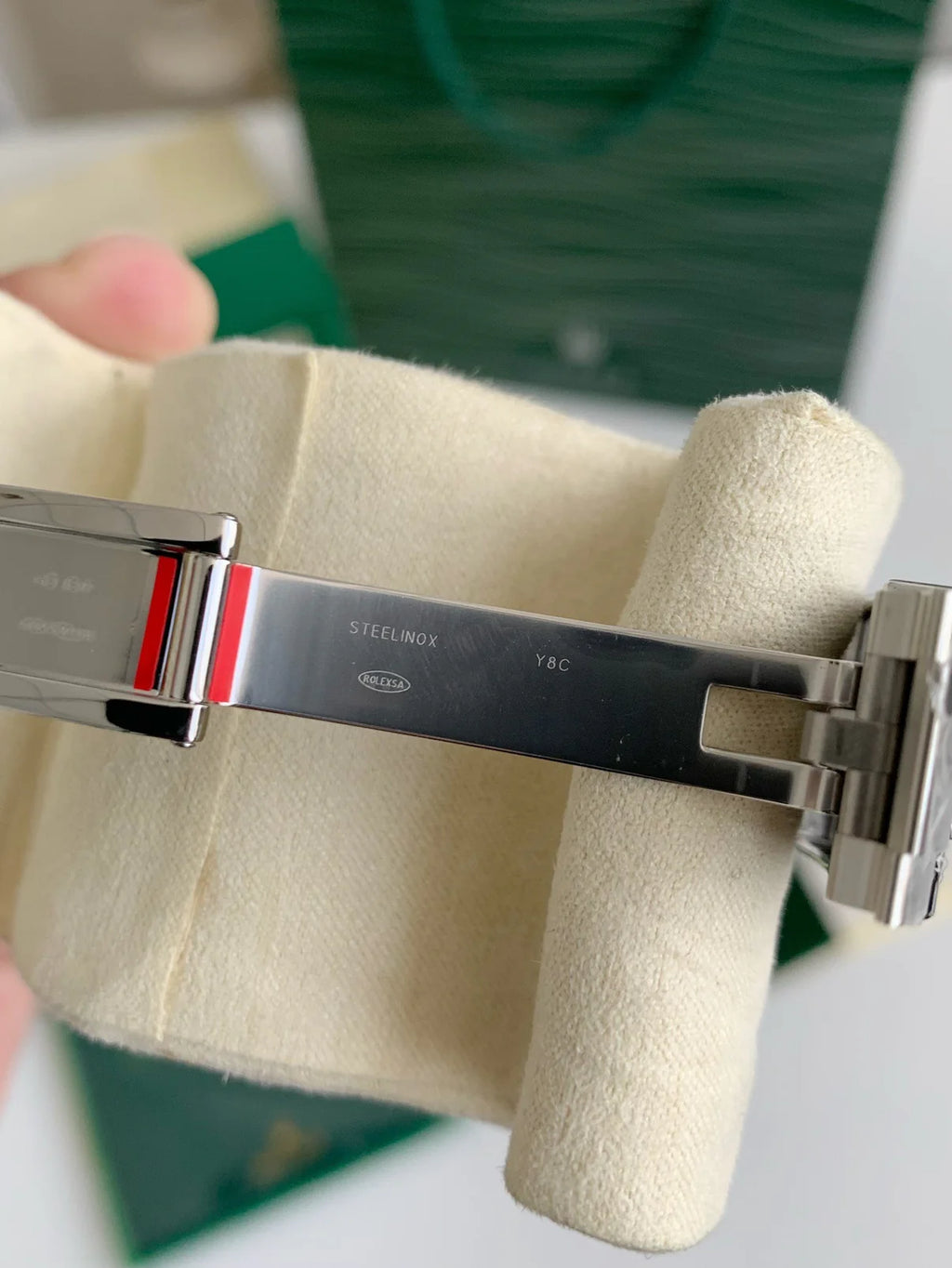 GMT-Master II Style Watch – Stainless Steel, Black Dial, 40mm