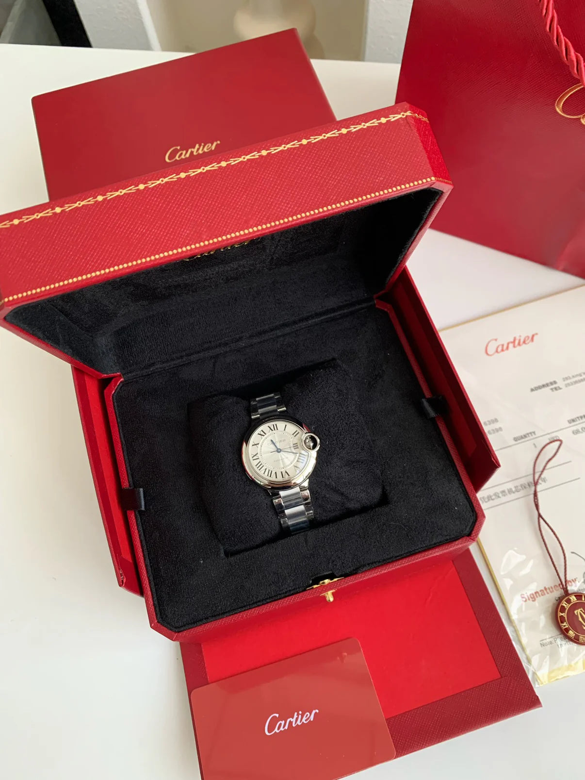 Blue Balloon Style Women's Wristwatch – Silver Dial, 33mm